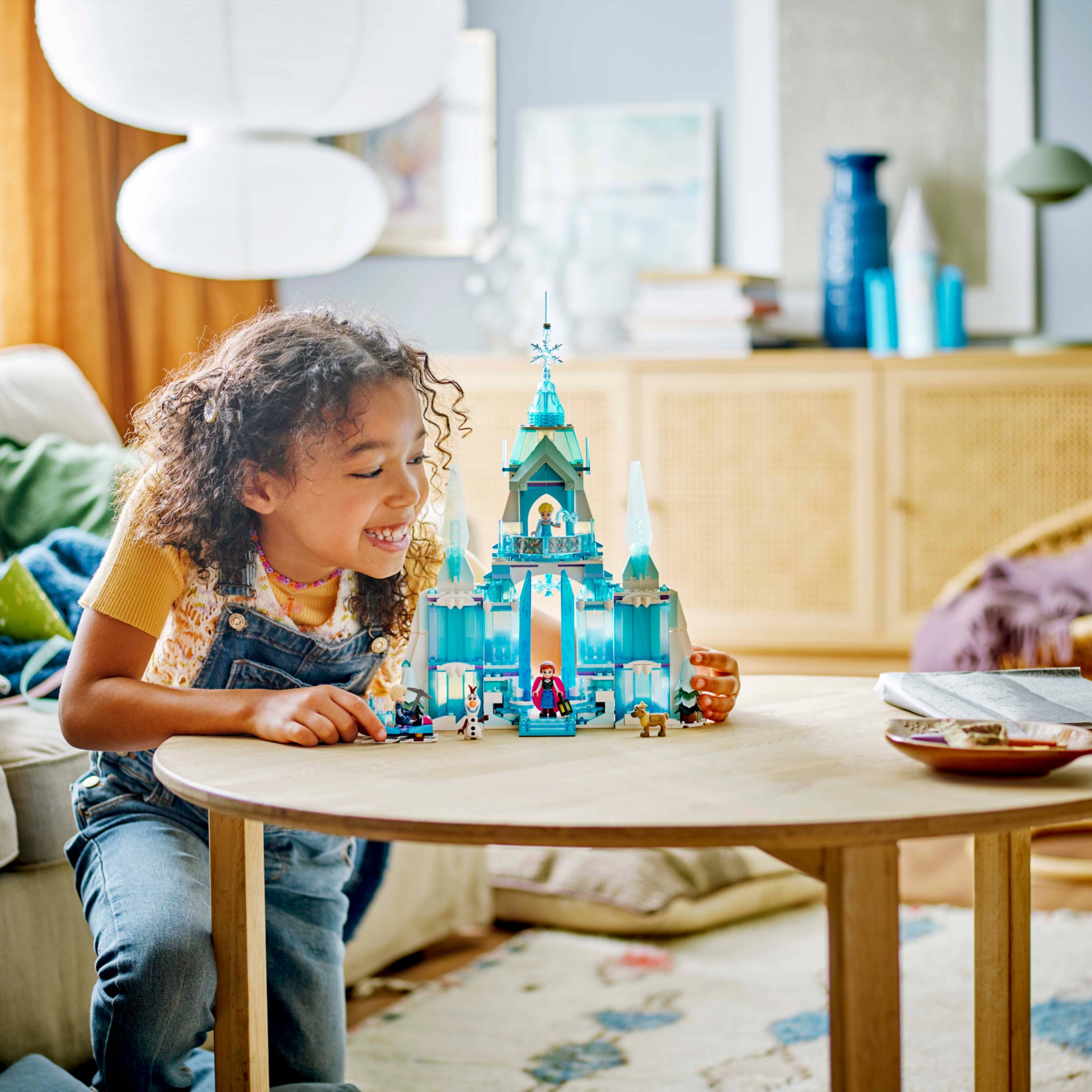 Palácio de Gelo da Elsa 43244 | LEGO® Disney | Compre online na Loja ...