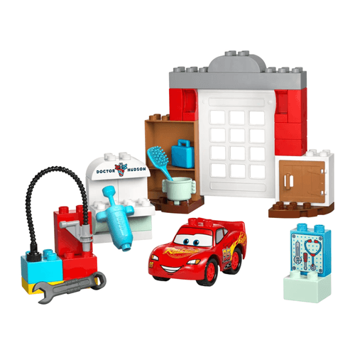 LEGO® DUPLO - Visita de McQueen à Doc's Garage